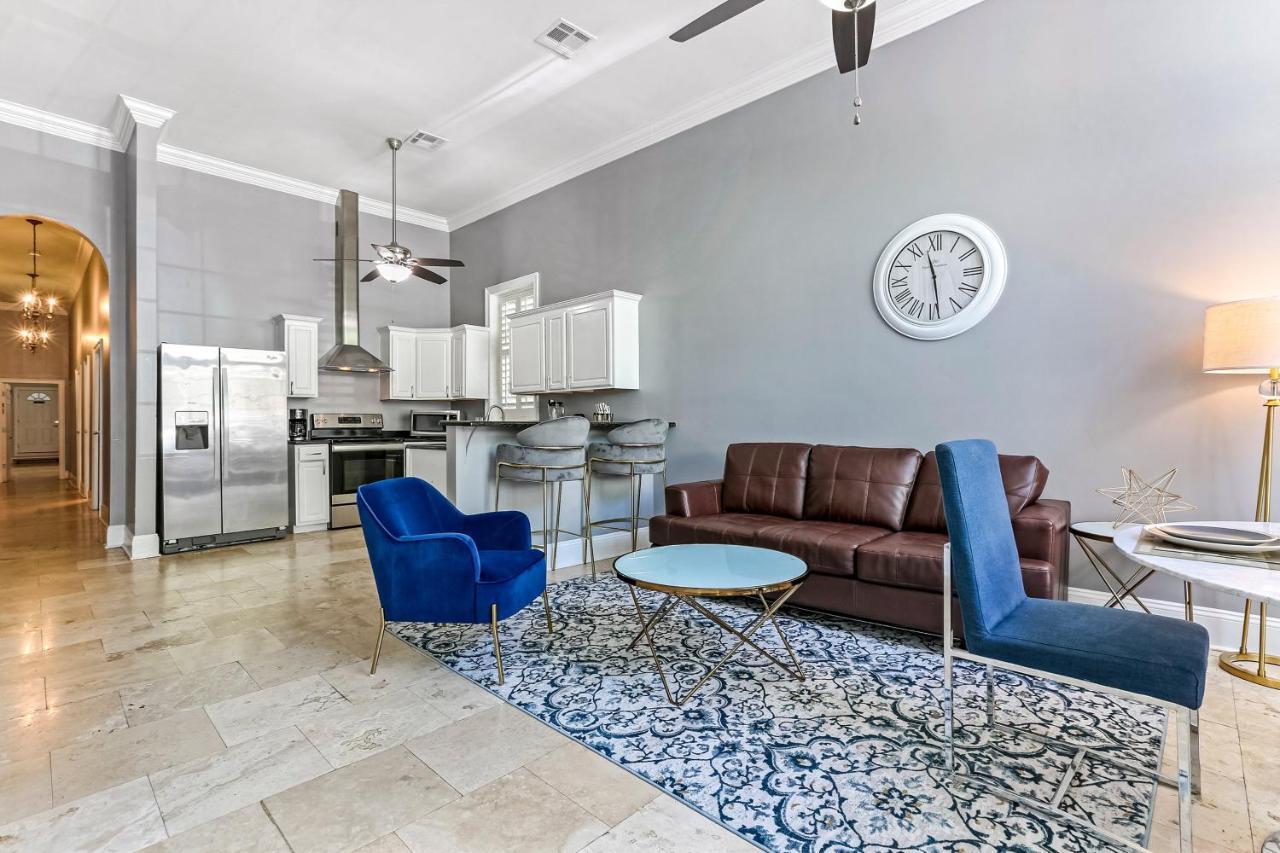 Hosteeva Modern Condo Near Magazine St & Close To Fq نيو أورلينز المظهر الخارجي الصورة