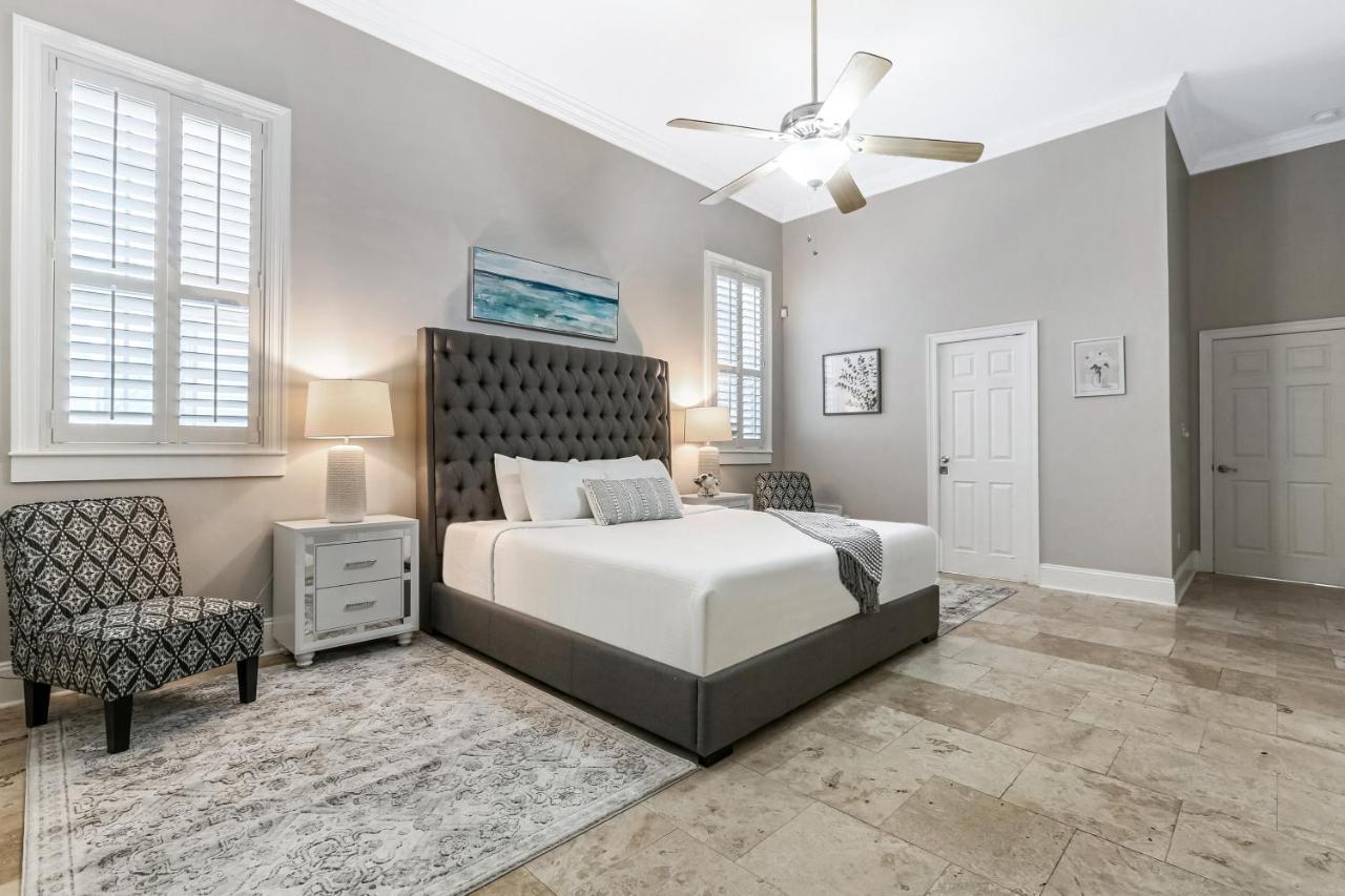 Hosteeva Modern Condo Near Magazine St & Close To Fq نيو أورلينز المظهر الخارجي الصورة